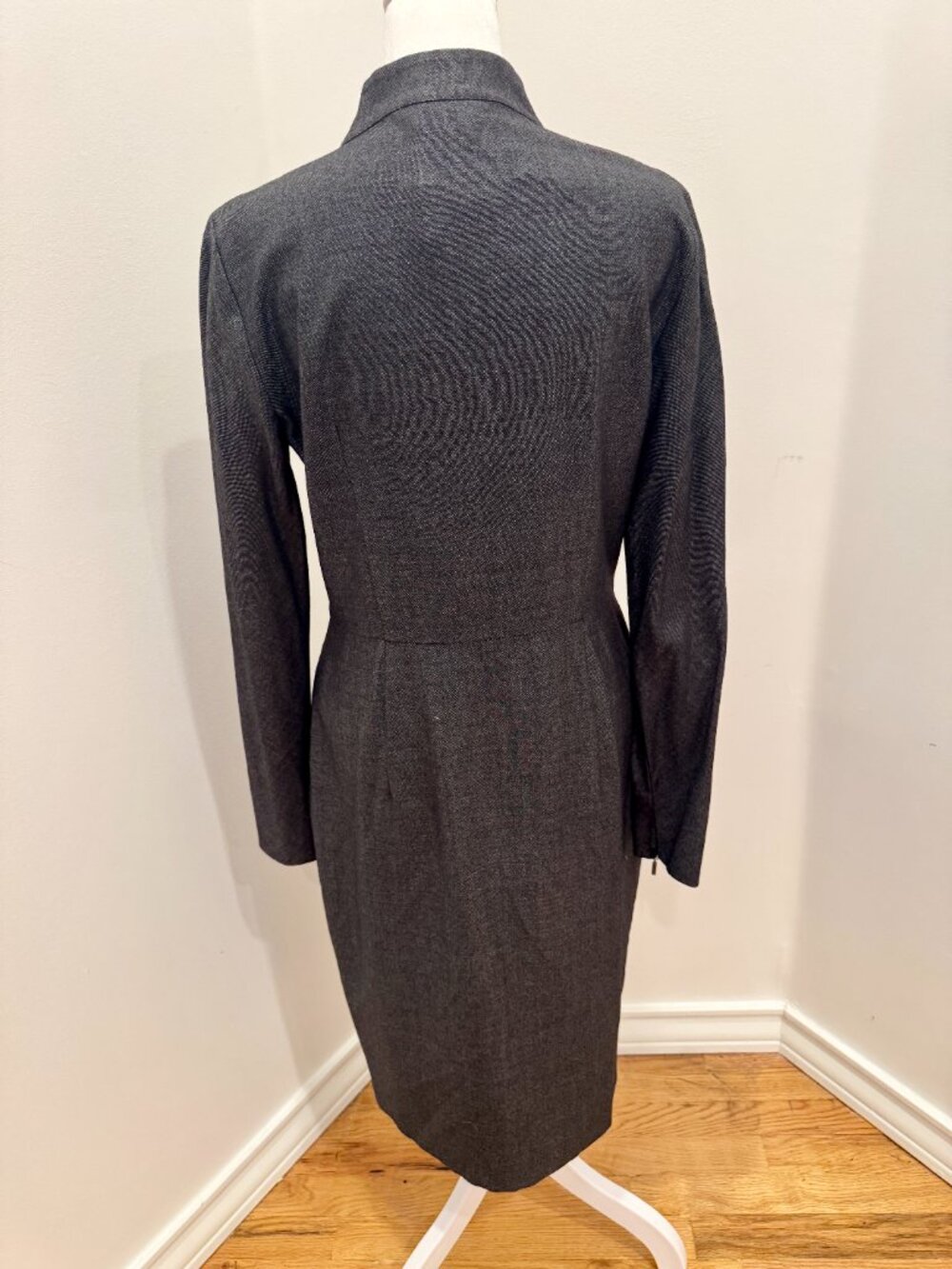 Max Mara Made in Italy Charcoal Wool & Silk Draped Wrap Midi Dress NWT Size 8 - Picture 5 of 15